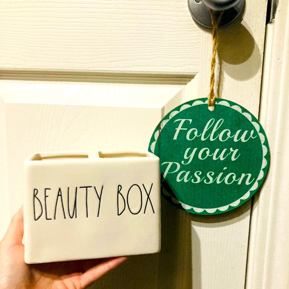 ❤️RAE DUNN beauty box makeup vanity case❤️